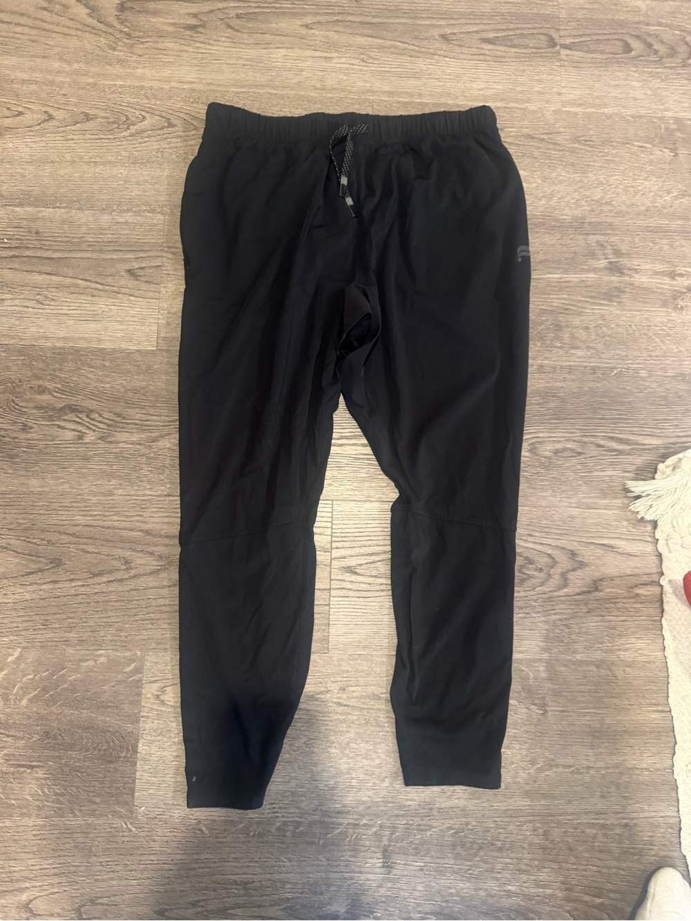 Fabletics Black Men's Jogger Sweatpants with Drawstring